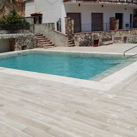 6 Personas Piscina