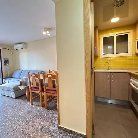 Piso Con Piscina Comunitaria Y Terraza Con Vistas *