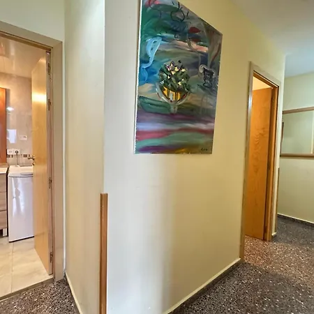 Piso Con Piscina Comunitaria Y Terraza Con Vistas